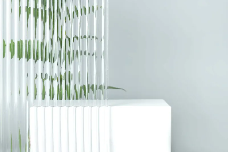 Plexiglás opaco (vidrio acrílico): cómo volverlo transparente