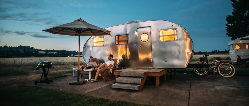 Wohnwagen und Wohnmobil: Reinigung, Pflege und Geruchsmanagement