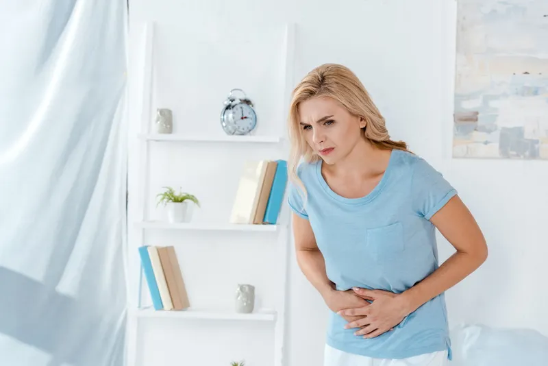 Erbrochenes und Geruch entfernen – So geht’s